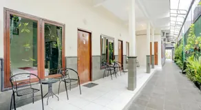 Paradise Inn - Image 5