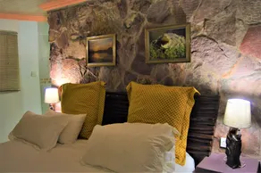 Crocodile Pools Resort - Image 3