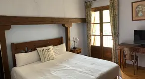 Hotel Charle - Image 2