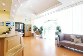 Home Inn Wuxi Hubin Commercial Street Taihu Lake Scenic Area - Image 2