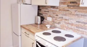 Cottage - Image 5