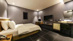Zenith Hotel Bupyeong - Image 4