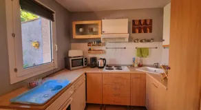 Maisonnette familiale climatisée dans résidence avec piscine - Image 5