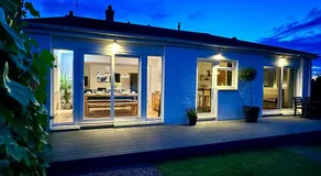 Lovely house & garden, short walk to town & beach. - Image 3