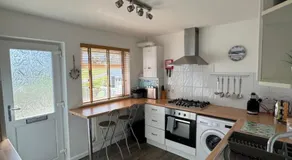 34 Surfview Beach House - Image 4