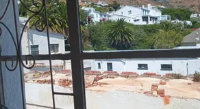 Cozy room in the Heart of Simon's Town - Image 3