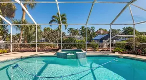Maison conviviale et familiale avec piscine privée, terrasse et barbecue | Vue sur l'eau - Image 2