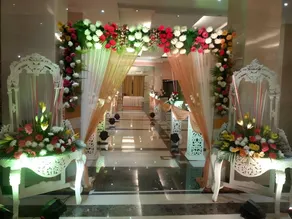 Hotel Saffron Kiran - Image 2