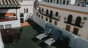 Gran casa con piscina , centro de sevilla .Vistas - Image 3