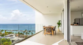 Luxe Penthouse met zeezicht en directe toegang tot zwembad en strand op Mambo Beach - Image 4