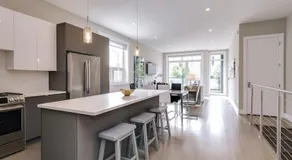 Stunning Duplex Condo #1 - Downtown River North - Image 4