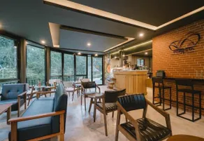 Luxury Villa with Maid - Image 5