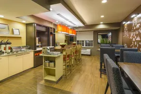 MainStay Suites - Image 2