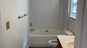 Cozy retreat room - Image 2