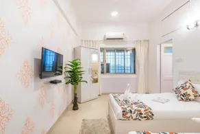 Airy 2 Bedrooms near Bandra Kurla Complex - Image 2