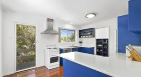 MAISON FAMILIALE AVEC PISCINE ET AIRCON - Image 3