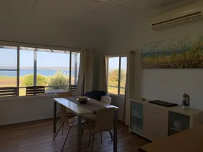 Sandy Toes Cottage By The Sea - Image 5