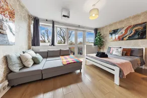 The Bermondsey Guesthouse - Image 2