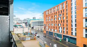Funky Arcadian Centre Apartment By Azura Nights - Image 4