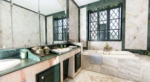 Appartement prive dans une grande maison d'hote - Image 2