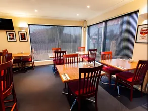 Kobbers Motor Inn - Image 3