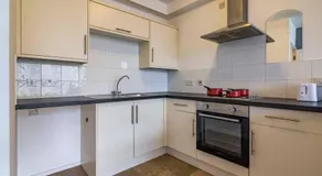 Bright and Spacious Apartments - Image 5