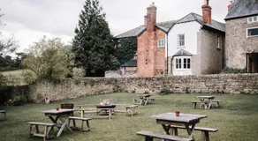 Lyde Court Country House - Image 3