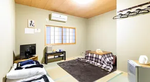 Local Japanese Stay & Sake Experience Namba area A 3-minute walk from the station - Image 2
