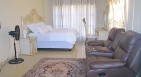 Comfort stay Guesthouse - Image 2