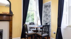 Edinburgh Holyrood Park Views Apartment - Image 3