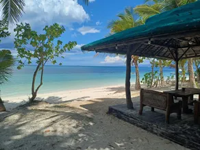 Treasure Island Beach Bungalows - Image 2