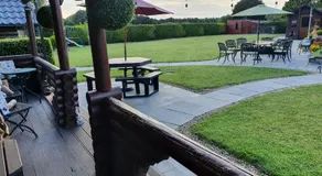 Cosy Countryside Log Cabin - Image 2