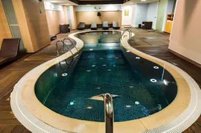 Hotel Art - Image 5