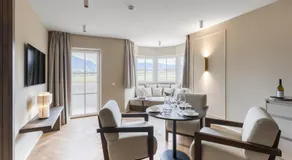 Lingers Suites & Residence - Image 3