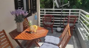 Apartment Jase Beachfront - Image 5