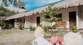 Meg's Resort - Image 4