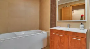 Vivienda con piscina - Image 2