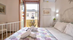 White Charme Rooms -Self Check in- - Image 2