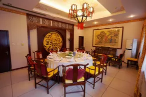 Shanhai Holiday Hotel - Image 4