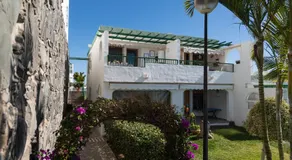 SEA VIEW 2BR TOPLOCTAION Heated pool 5 min to beach - Image 5