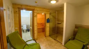 Chalet First Hill - Image 5