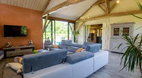 Maison spacieuse avec piscine chauffée, grand jardin et équipements bébé en Dordogne - Image 3