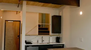 Loom Room Retreat - Image 4