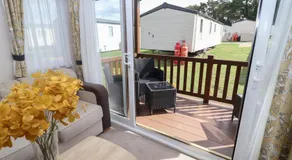 Stag Lodge, Caravan 70 - Image 4