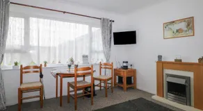 90 Bay View - Image 4