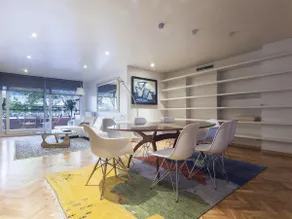 Appartement Bonanova avec terrasse, style classiqu - Image 3