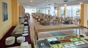 Regina Hotel - Image 2