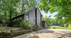 Fayetteville Getaway - Near Campus and Dickson - Image 4