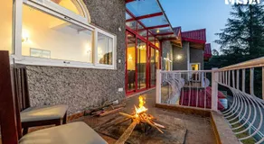 Whispering Valley by VEO, StayVista - 6BHK Mountain-View Villa with Bonfire - Image 3