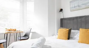 Bay City Studio Apartments - Image 2